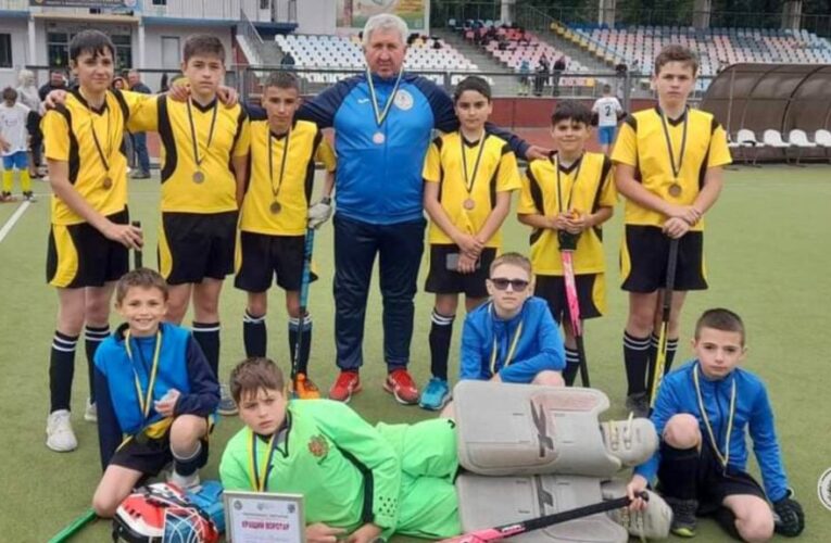 Чернівецькі спортсмени на Чемпіонаті з хокею на траві посіли 3 місце