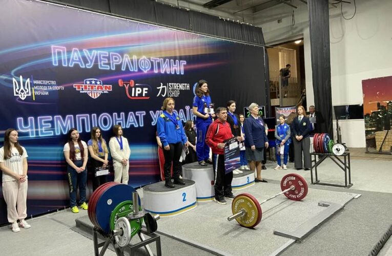 Чернівецькі спортсмени — призери чемпіонату України з пауерліфтингу