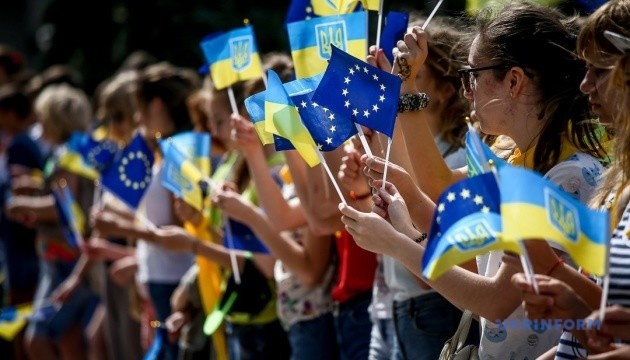 Для українців запустили безкоштовний онлайн-курс «Перемовини про вступ України до ЄС»