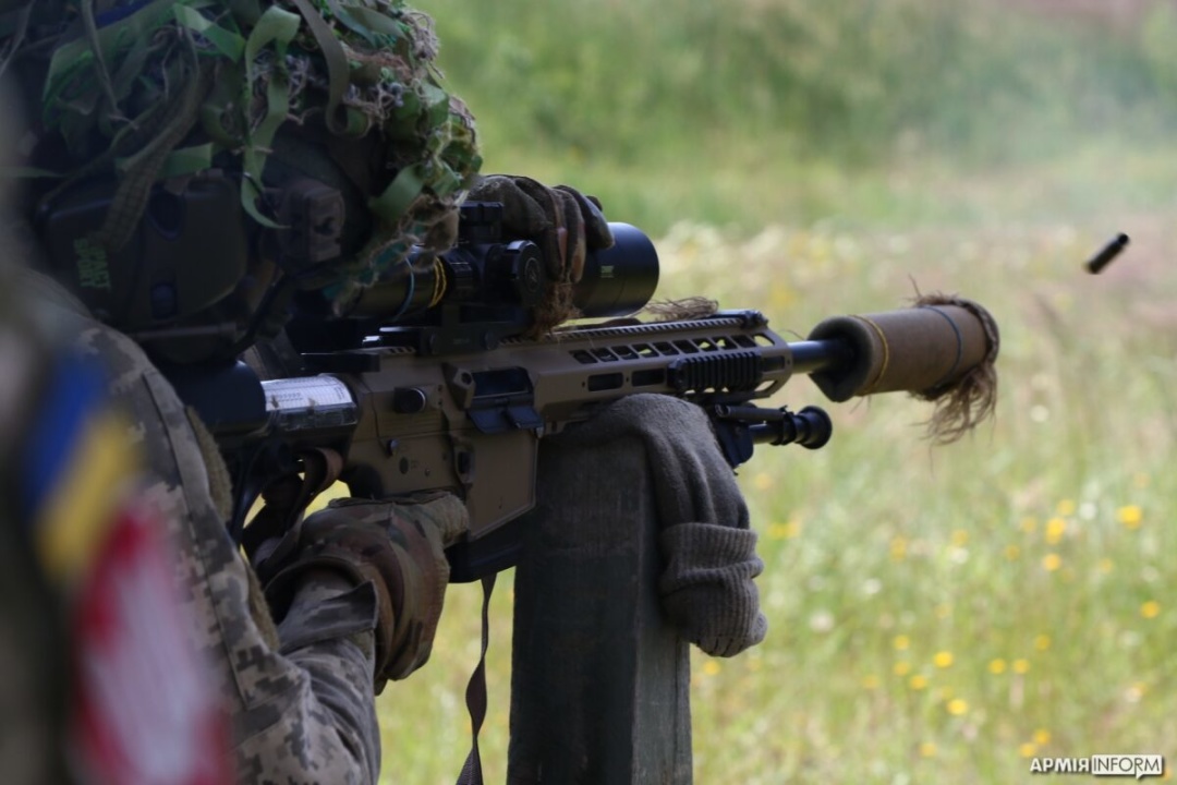 do ekspluataciyi u zsu cogorich dopustili majzhe 20 zrazkiv strileckoyi zbroyi 10a18db