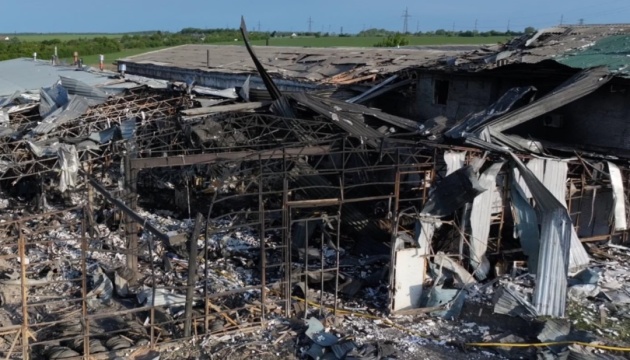 Кількість поранених унаслідок удару по фермі на Харківщині зросла до чотирьох