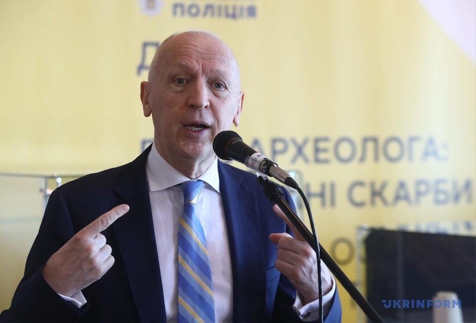 muzej istoriyi u chervni vidkriye vistavku 274 artefaktiv zatrimanih na kordoni estoniyi z rf 695162b