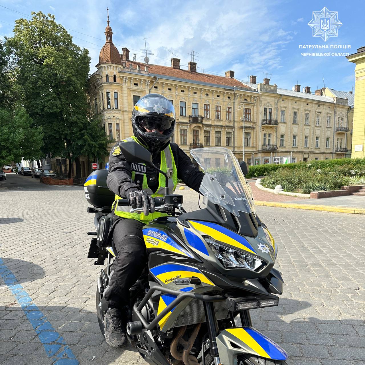 На дороги Чернівців повернувся мотопатруль 11 1