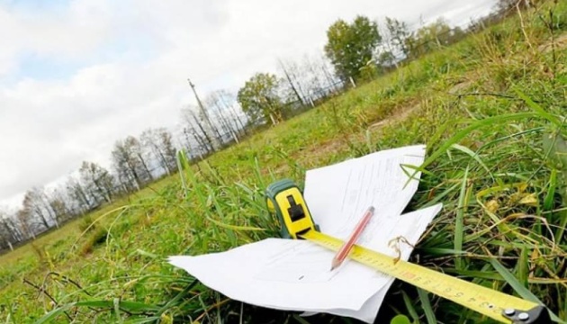 На Хмельниччині суд повернув з незаконного володіння землю на ₴1 мільярд
