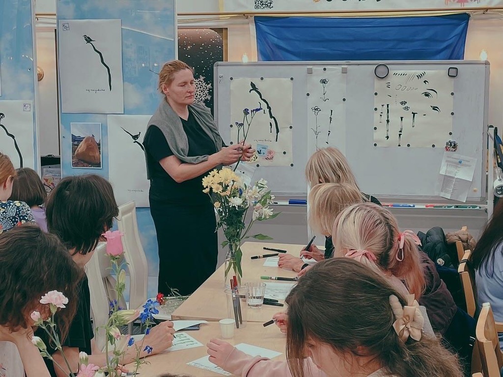 nad tokio majorit koinobori na chest zagiblogo pid bahmutom filosofa gulevicha 45053c6