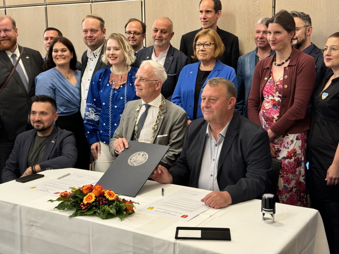 nimeckij trir ta ukrayinskij izjum stali mistami pobratimami aa8a4ba