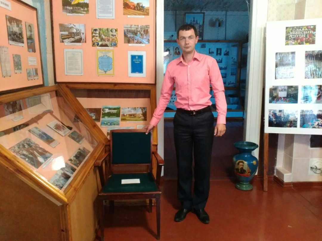 pamjati direktora menskogo krayeznavchogo muzeju vitalija krutogo 8694ecd