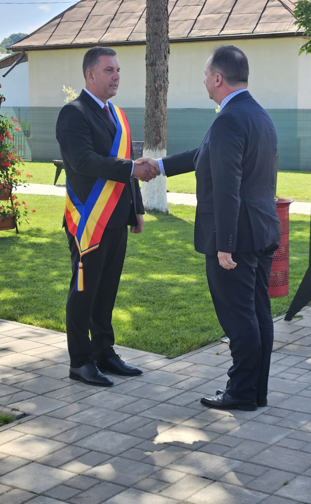 posol u rumuniyi igor vidvidav shkolu z povnim ciklom vikladannja ukrayinskoju movoju 7eeb98c