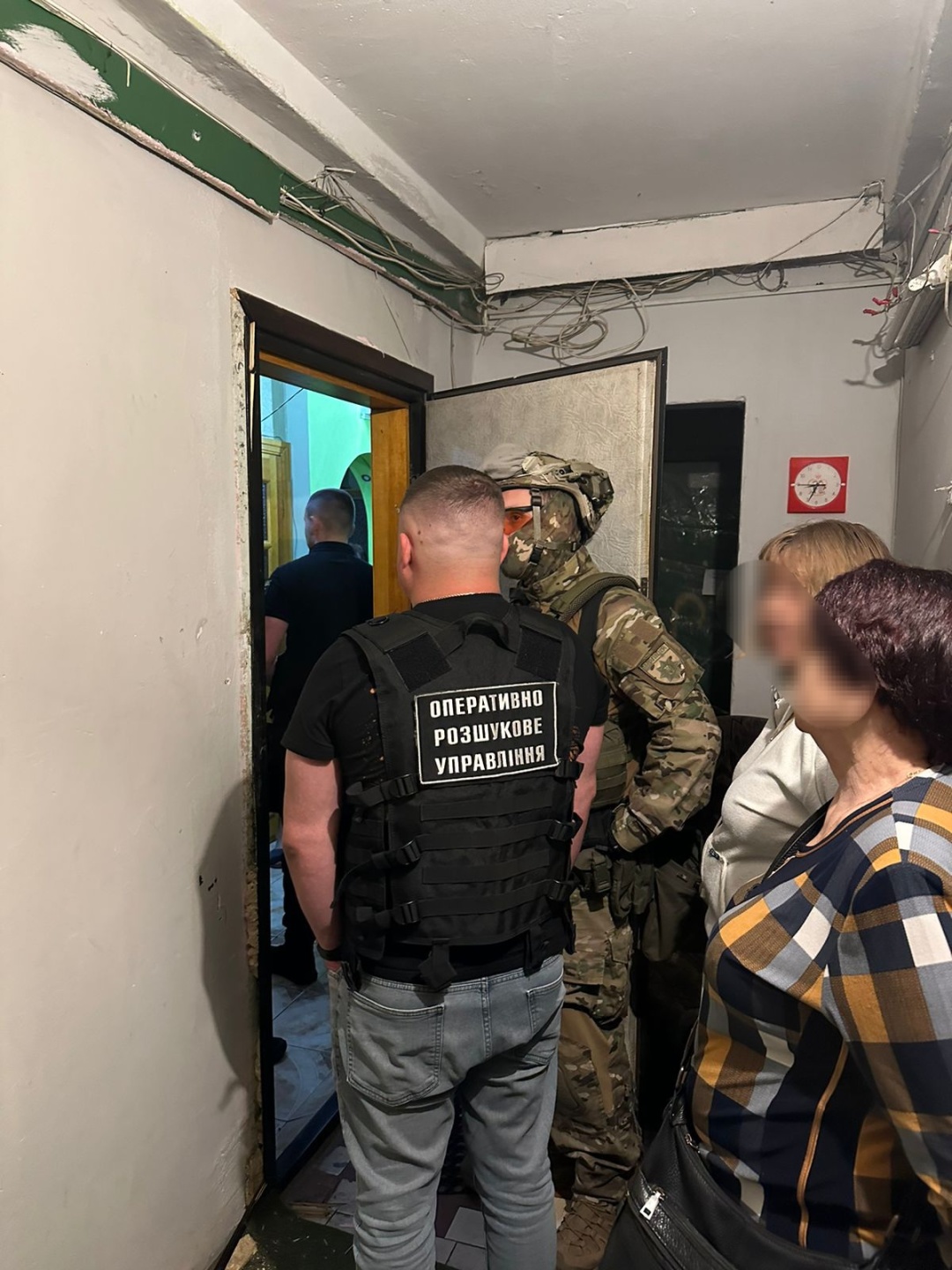 pravoohoronci vikrili ugrupovannja jake perepravljalo uhiljantiv za kordon 48a0588