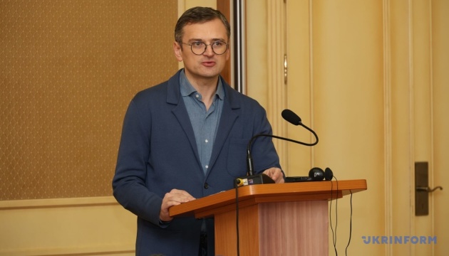 Провокації на кордонах ЄС та НАТО є частиною типової для Росії тактики залякування - Кулеба