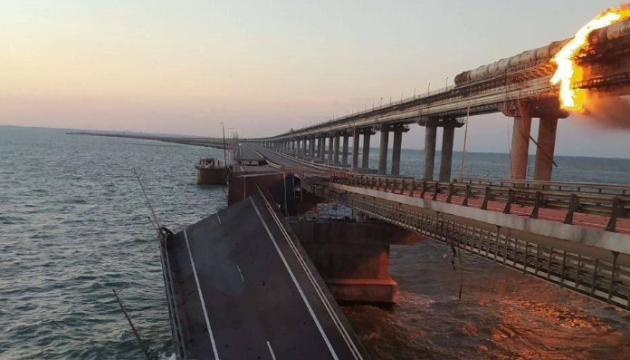 Росія не ризикує пускати військові ешелони через Кримський міст - ЗМІ