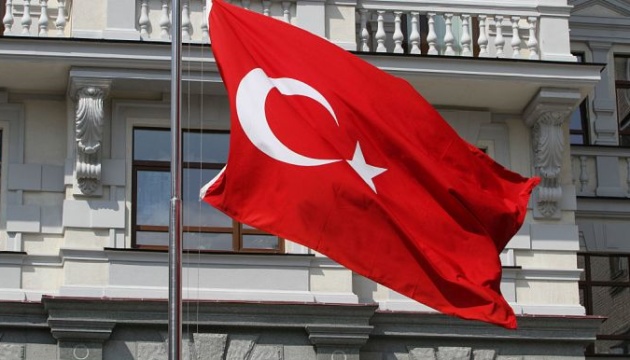 Туреччина не передаватиме C-400 жодній країні - міністр оборони