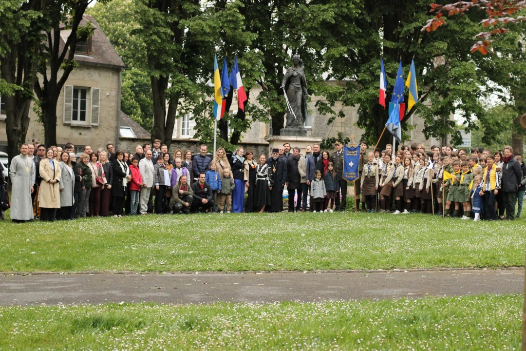 u franciyi ukrayinci vidznachili dni anni kiyivskoyi c3fcc9f
