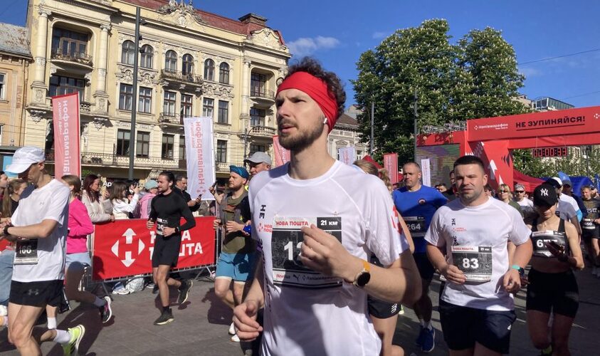 u lvovi pid chas napivmarafonu zibrali ₴2 miljoni na reabilitaciju postrazhdalih vid vijni 29f1d71