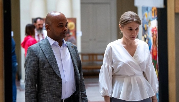 u lvovi vidkrili vistavku poloten na jakih regioni ukrayini predstavleni v zhinochih obrazah 1c6c45d