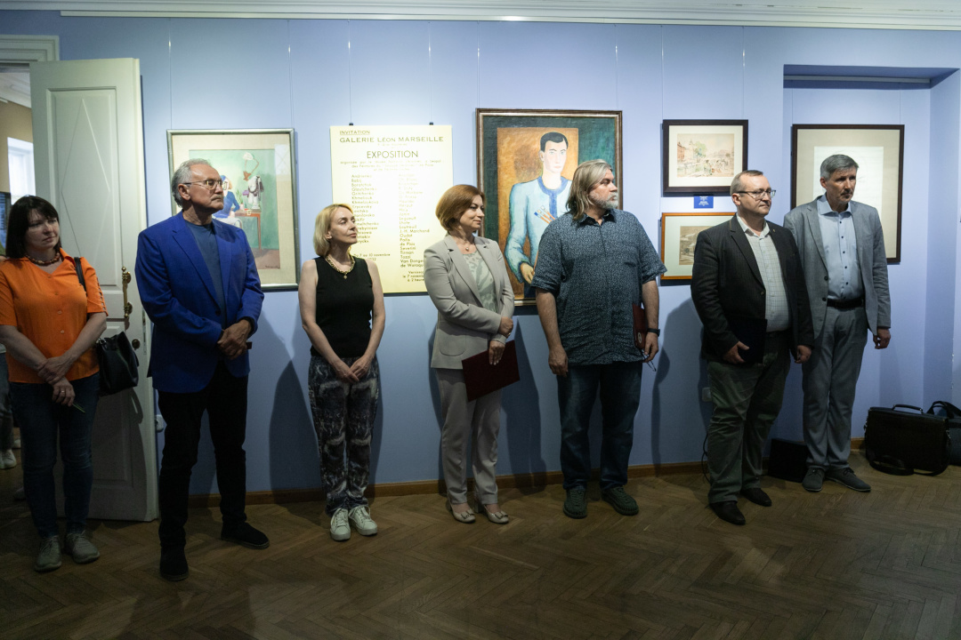 u muzeyi ukrayinskoyi diaspori vidkrilasja ekspozicija do 25 yi richnici jogo zasnuvannja 5bf9fe9