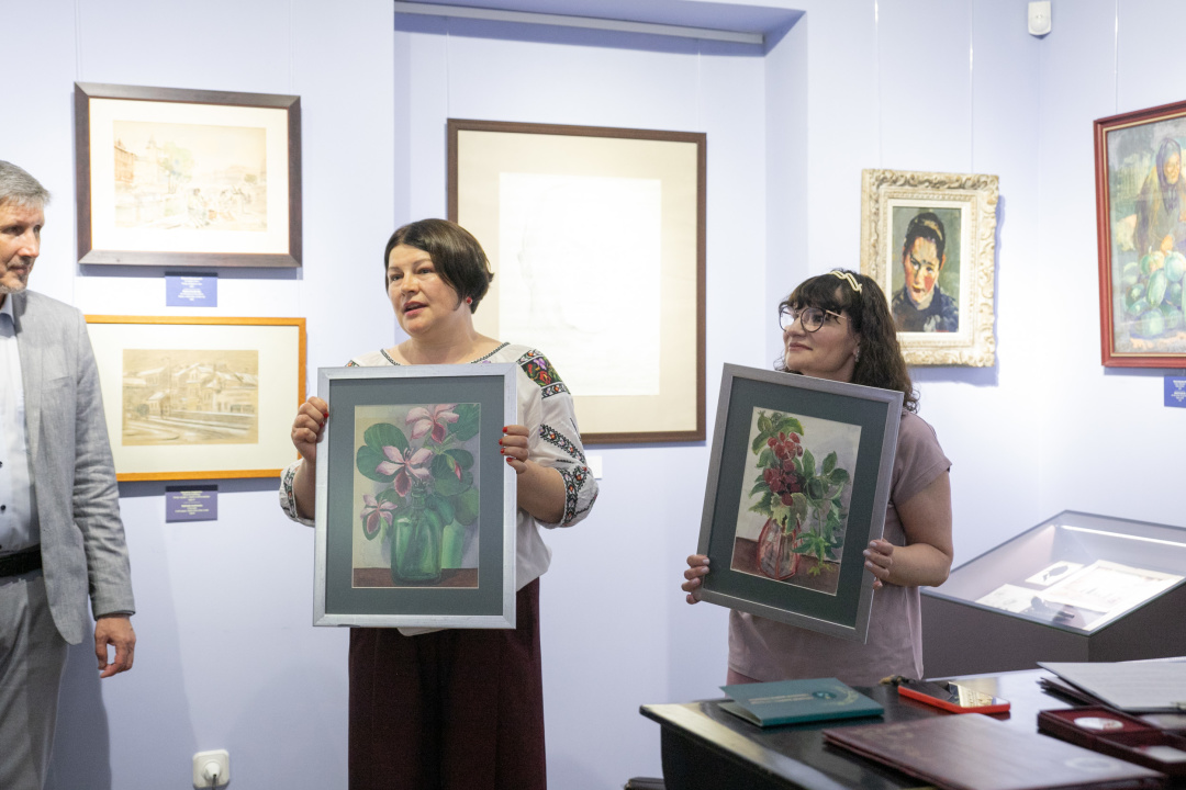 u muzeyi ukrayinskoyi diaspori vidkrilasja ekspozicija do 25 yi richnici jogo zasnuvannja 905917c