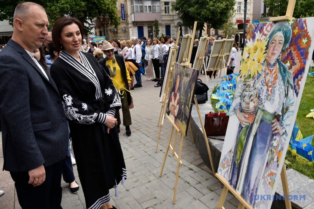 u vinnici vlashtuvali fleshmob iz vishivanogo osvidchennja v kohanni zsu f53accc