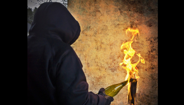 У Запоріжжі намагались підпалити ТЦК