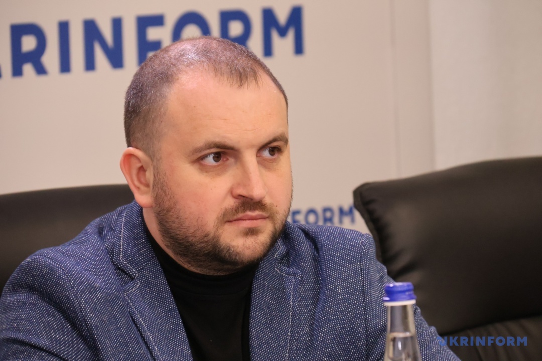 ukrayinska vlada ye povnistju legitimna a sumnivi zakidajut vorozhi ipso eksperti 7c20e4a