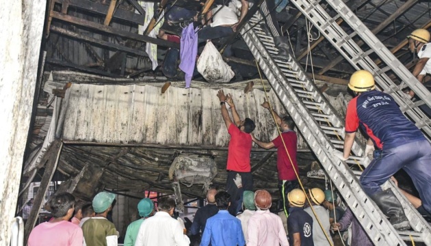 В Індії кількість загиблих на пожежі в парку розваг зросла до 27