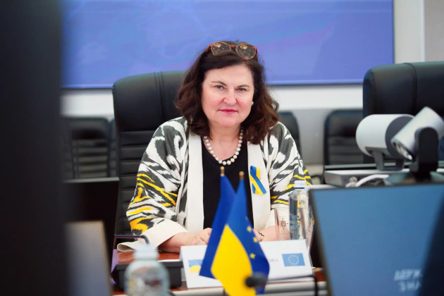 yevrosojuz peredav ukrayini tri suchasni sistemi dlja rozminuvannja mv 10 ddf4e40