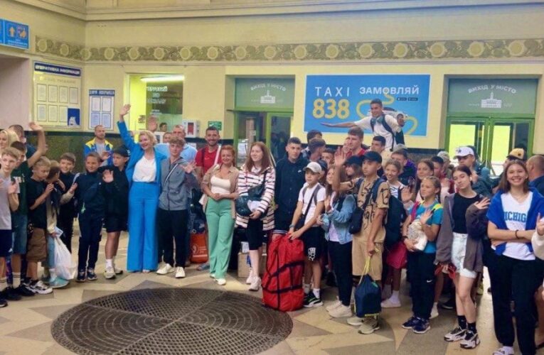 Буковинські шкільні ліги вирушили на Всеукраїнські змагання