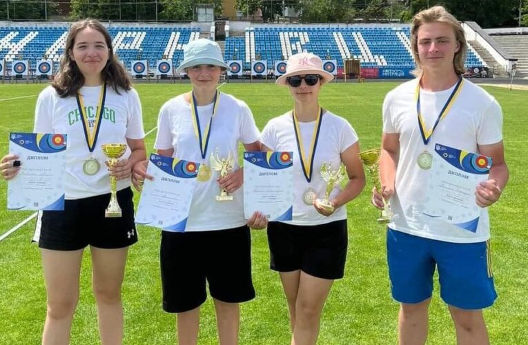 Чернівецькі лучники здобули нагороди першого етапу Кубка України