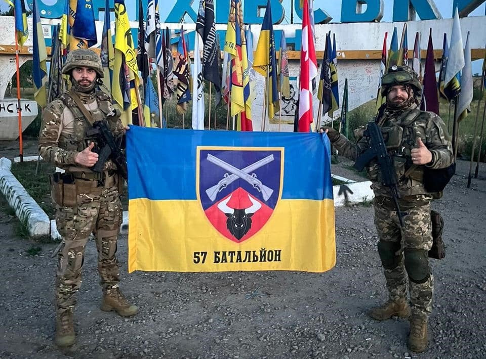 Молодші сержанти Сергій Віріст та Роман Кричун отримали нагороду Головнокомандувача ЗСУ