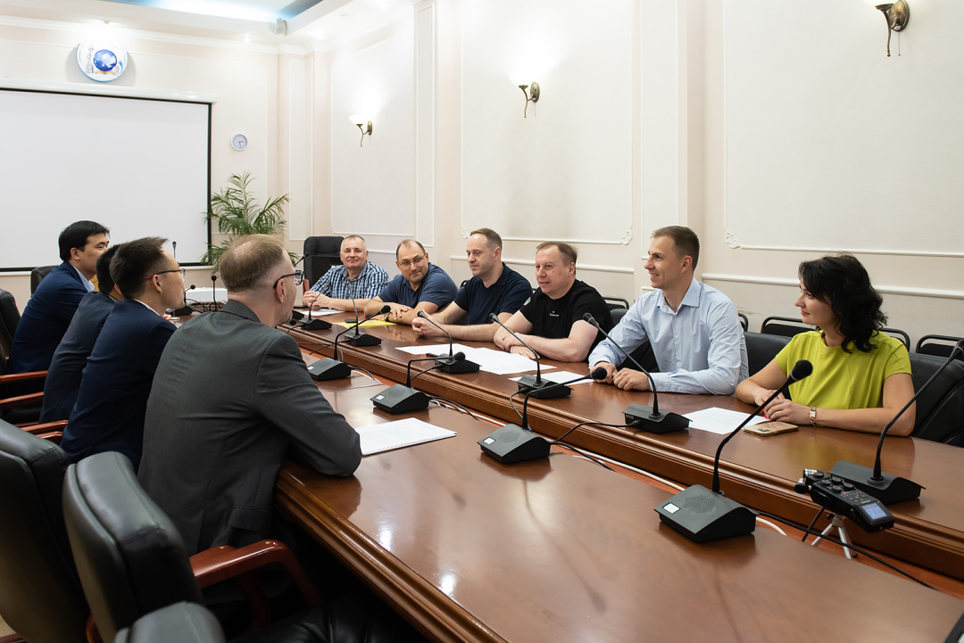 huavej ukrayina rozshirjuye partnerstvo z derzhavnim universitetom informacijno komunikacijnih tehnologij 3112765