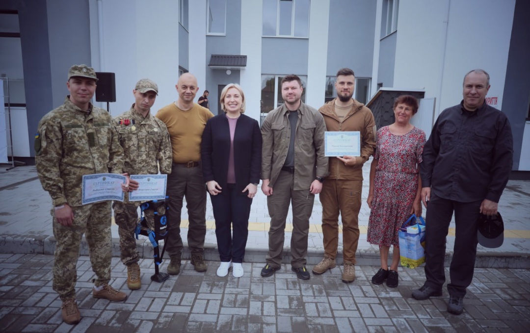 na cherkashhini 10 simej zahisnikiv otrimali kljuchi vid kvartir c7e52f0