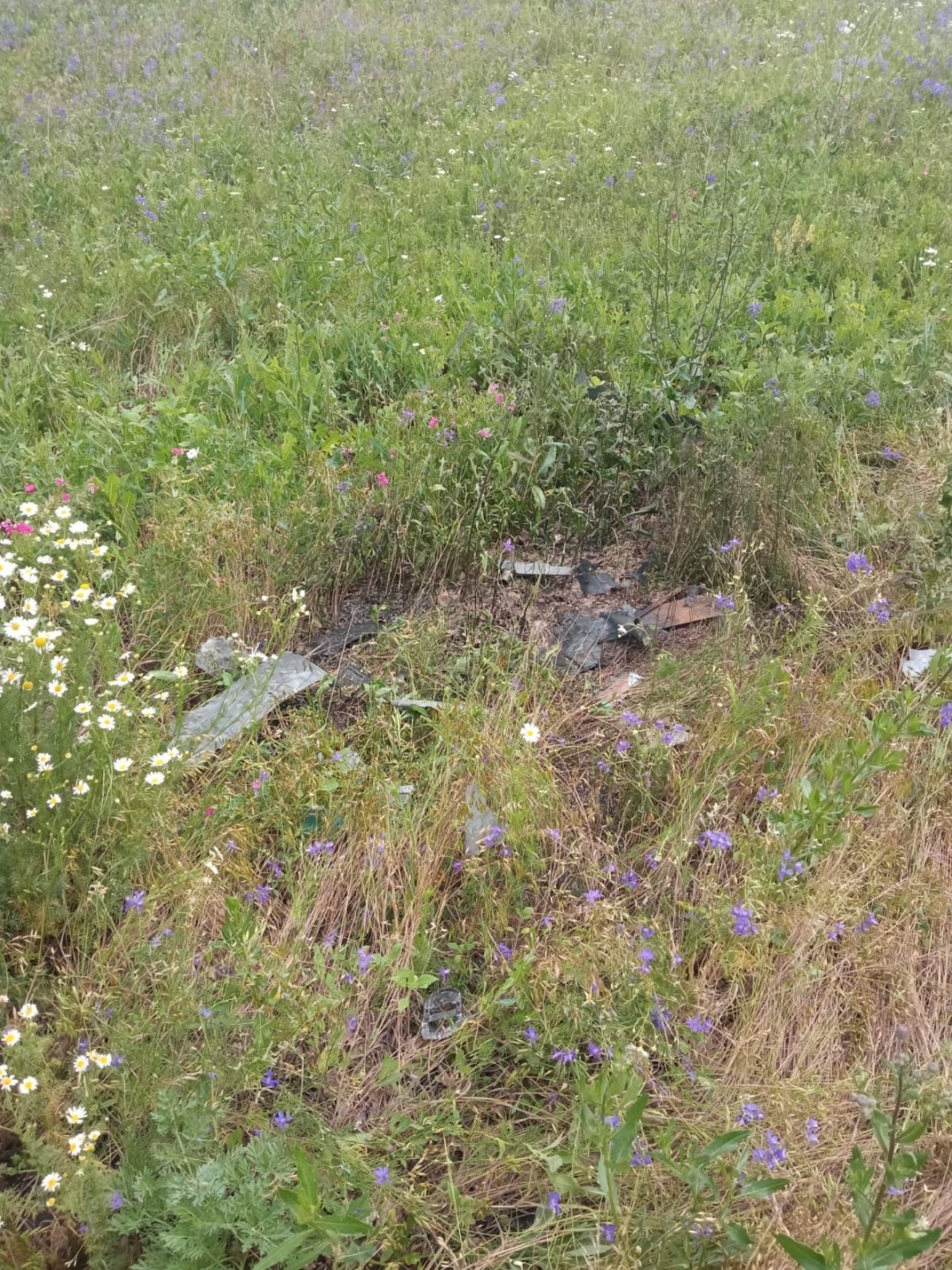 na vovchanskomu naprjamku prikordonniki znishhili rosijskij bezpilotnik zala f08affd