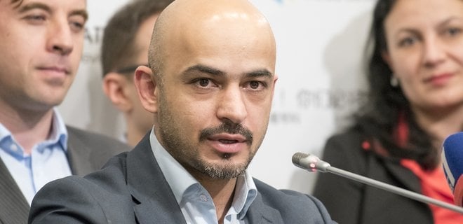 Найєм написав заяву про звільнення з посади голови Держагентства відновлення