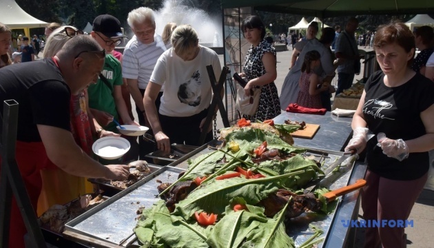 u vinnici rozpochavsja v festival polovoyi kuhni pamjati tarasa sicha 967cb2d
