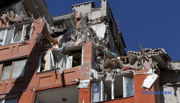 Удар по Дніпру: на зв’язок вийшли двоє людей, яких вважали безвісти зниклими після ракетного удару