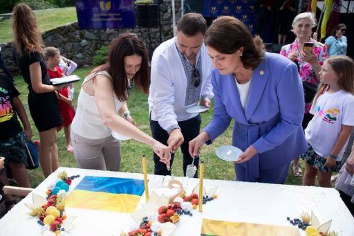 zelenska privitala ukrayinskij centr u litvi z drugoju richniceju zasnuvannja 6d38613