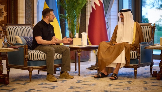 Зеленський зустрівся з еміром Катару