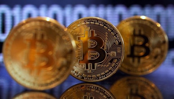 Біткойн піднявся до максимуму за два тижні