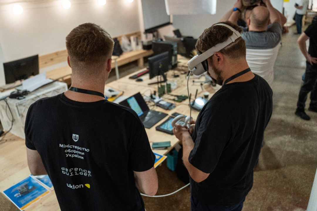 defence vision day u kiyevi prezentuvali proyekti dlja vijska na osnovi virtualnoyi realnosti d4c61d5