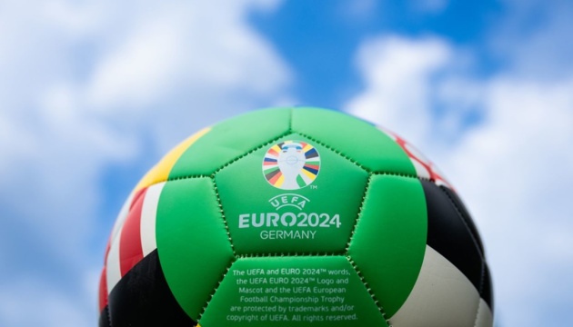 Іспанія та Франція визначать першого фіналіста