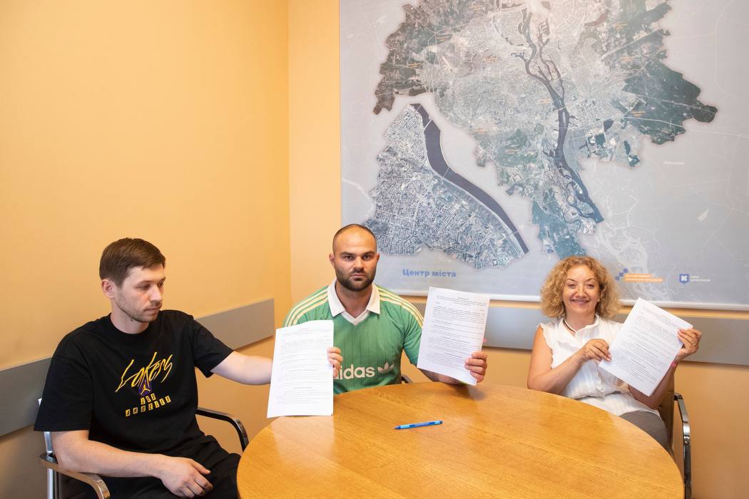 kmda i vlasniki znesenoyi sadibi zelenskih pidpisali memorandum pro yiyi vidnovlennja 02b4fb6