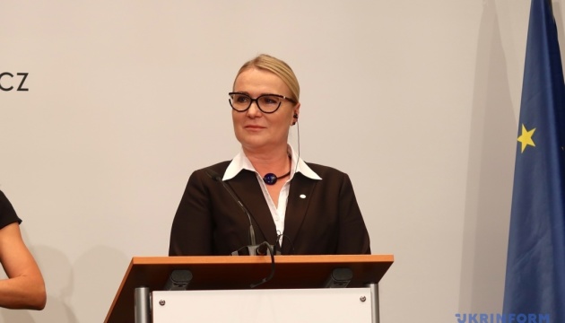 Міністр оборони Чехії здійснила візит в Україну