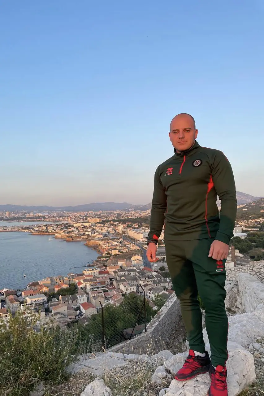 pamjati strilcja koriguvalnika illi homenkova pozivnij francuz 838df63