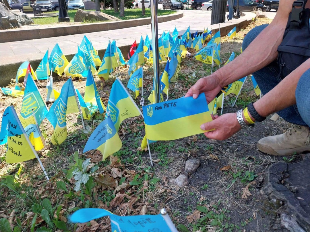 pamjati volontera i bojovogo medika z britaniyi pitera fushe 093855e