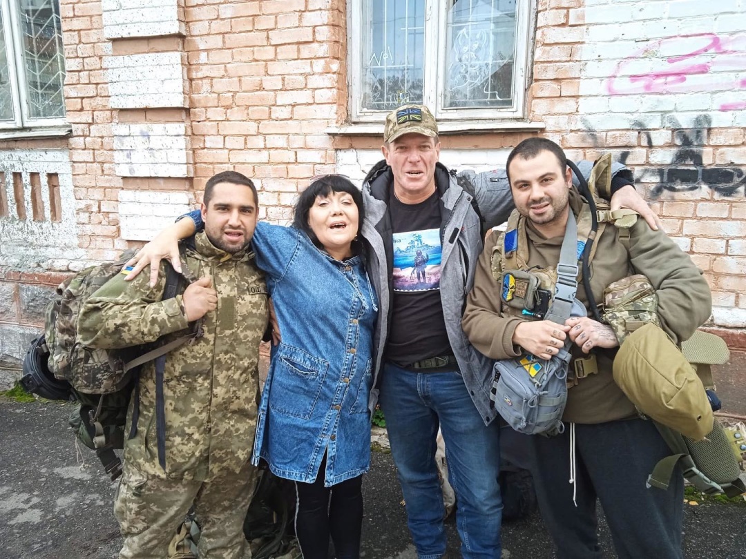 pamjati volontera i bojovogo medika z britaniyi pitera fushe 298f0af