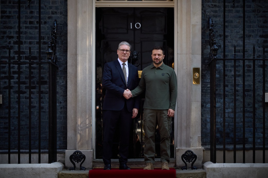posilennja ukrayini v chornomu mori j na fronti pro shho domovilisja zelenskij ta starmer u londoni ff624aa