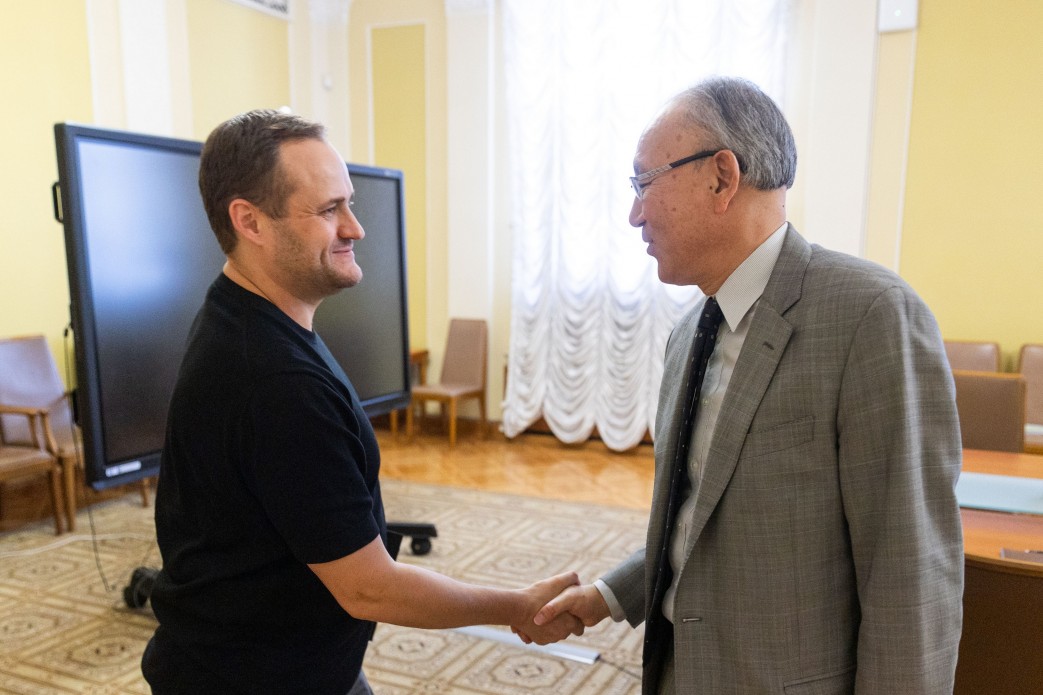 spivpracja ta vidnovlennja energetiki v ofisi prezidenta vidbulasja zustrich iz poslom japoniyi 18f42bd