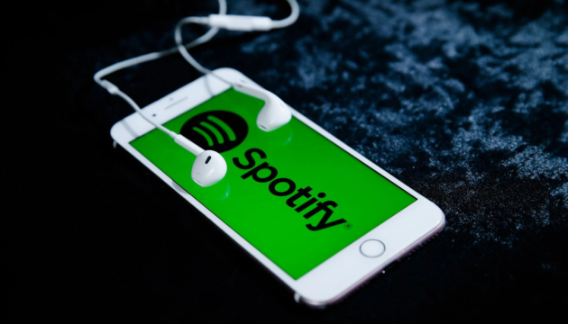 Spotify додав функцію коментування подкастів