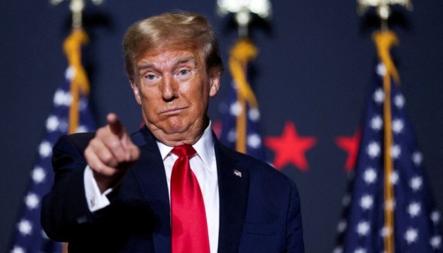 Трамп заявив, що перемогти Гарріс йому буде легше, ніж Байдена