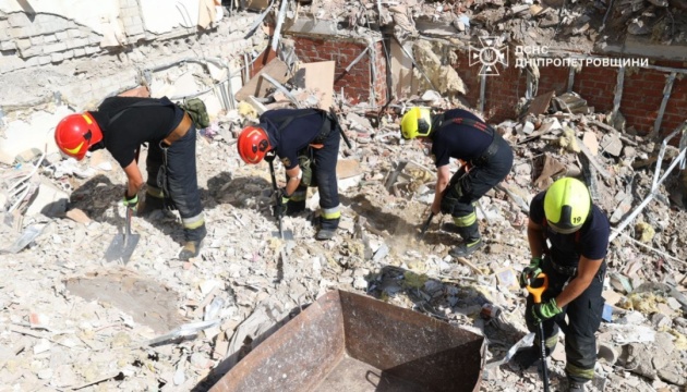 У Дніпрі шукають людей під завалами, двоє вважаються зниклими безвісти